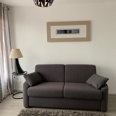 St Louis Appartement Роанн Екстер'єр фото