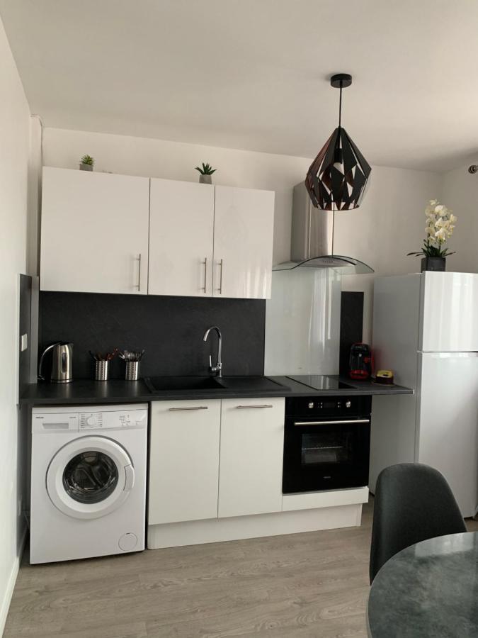 St Louis Appartement Роанн Екстер'єр фото
