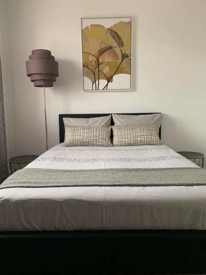 St Louis Appartement Роанн Екстер'єр фото