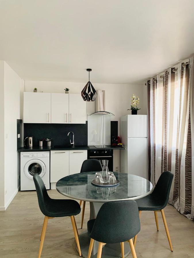 St Louis Appartement Роанн Екстер'єр фото